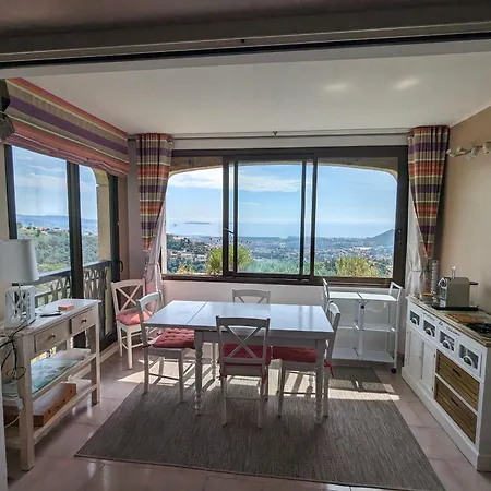 Superbe Avec Piscine Et Vue Epoustouflante